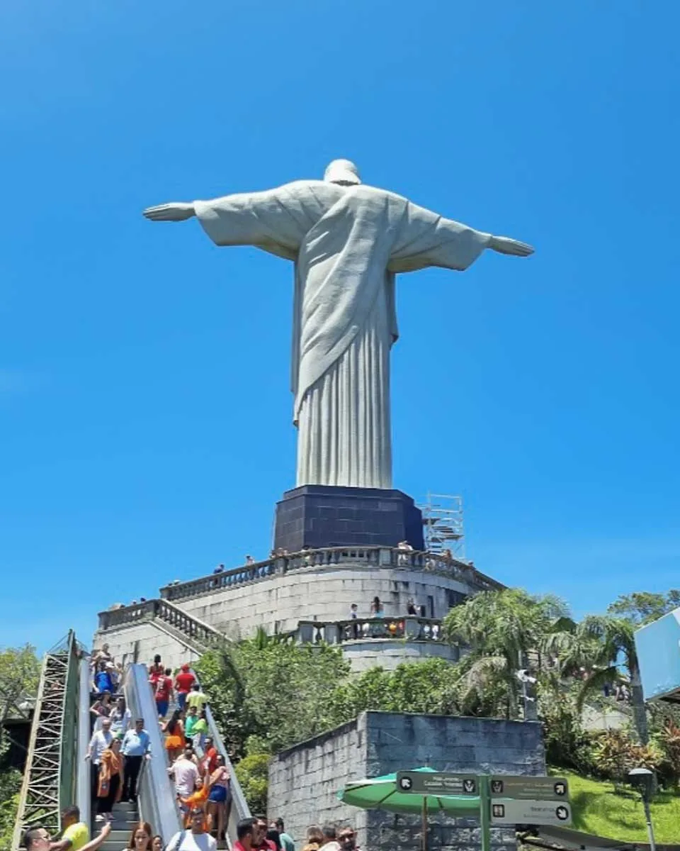 Steps-up-to-the-Christ-the-Redeemer-Statue-in-Rio de Janeiro Brazil