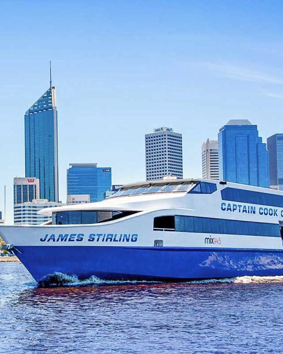 The-Swan-River-cruise-in-Perth-WA