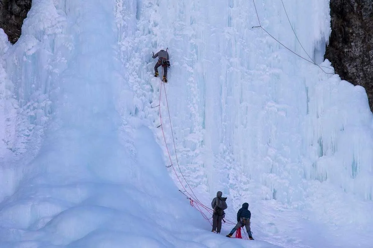 A-person-ice-climbs-in-Jasper-AB-Canada-winter-1