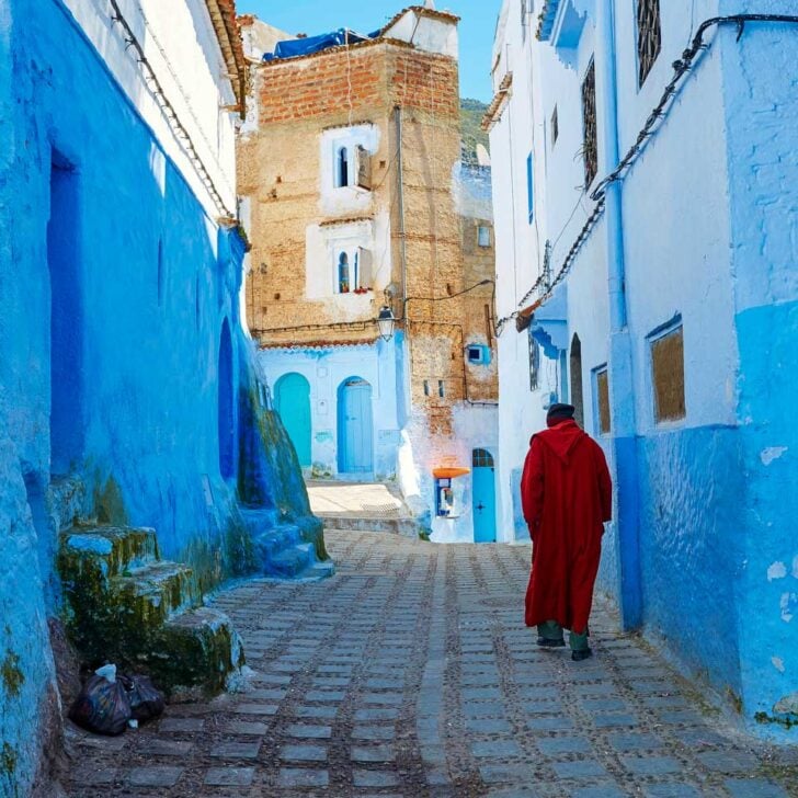 Street in Chefchaouen, Morocco on a tour from Fez (2)