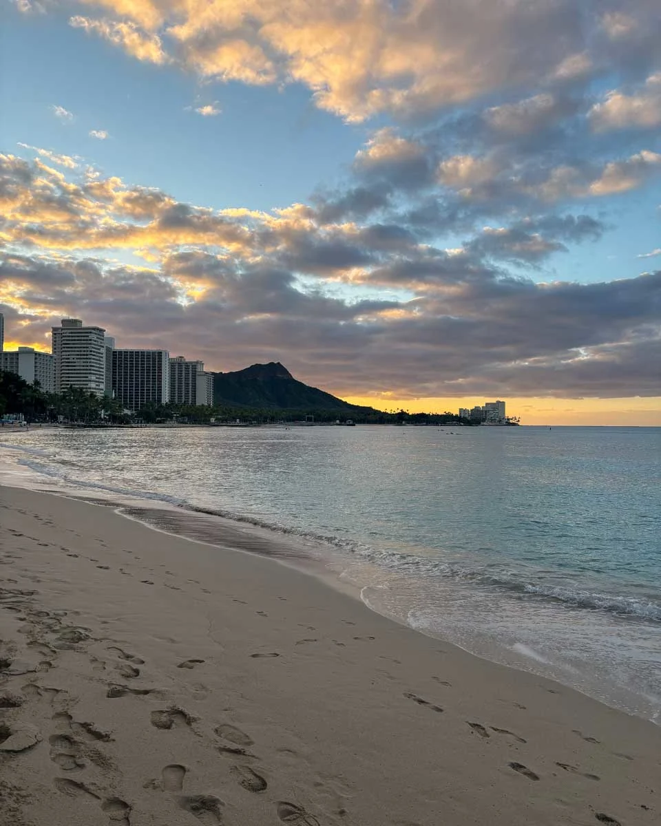 Waikiki Beach at sunrise in Waikiki Honolulu Hawaii on Trelles trip (5)