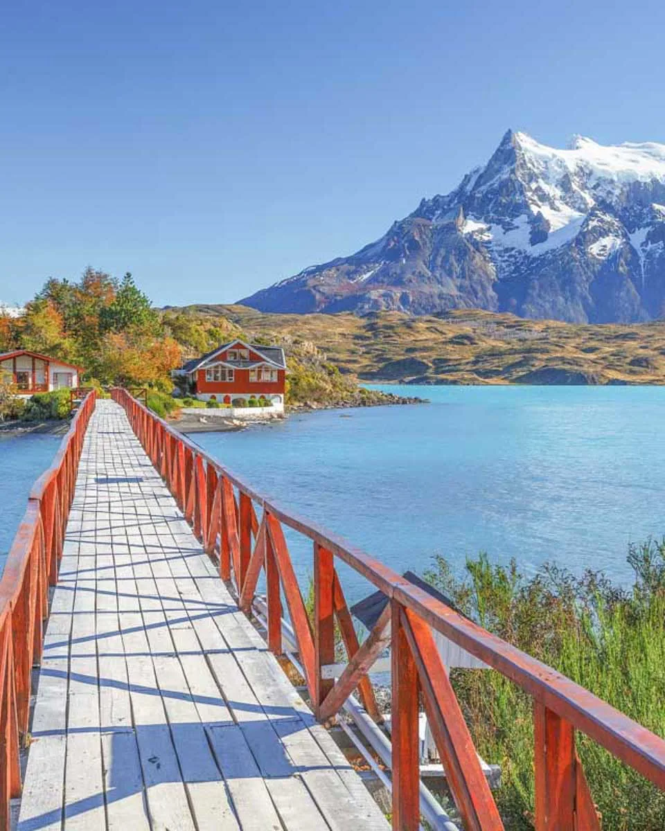 Bridge-over-Lake-Pehoe-in-Torres-del-Paine-NP
