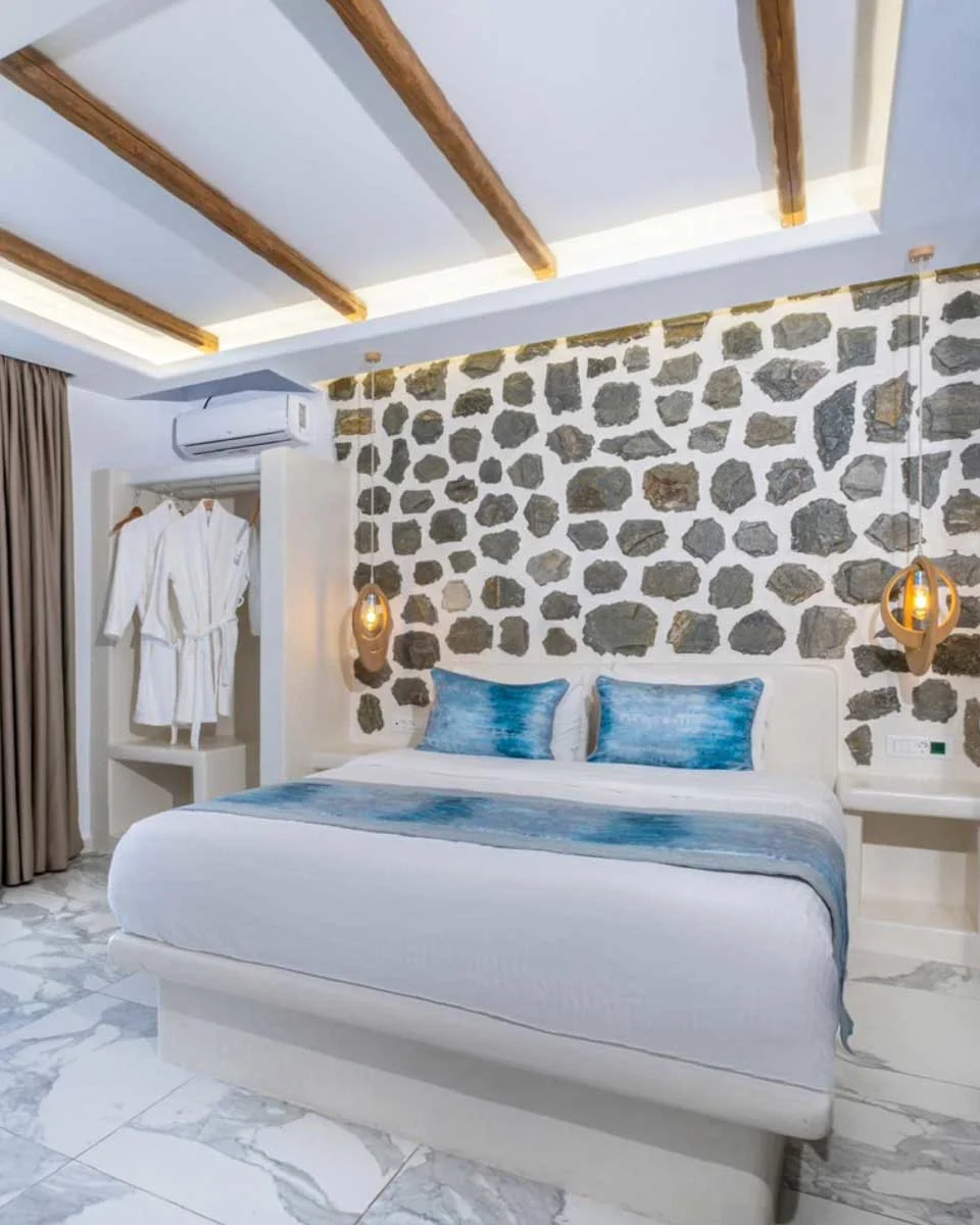 Liana Beach Hotel & Spa in Naxos Greece 1