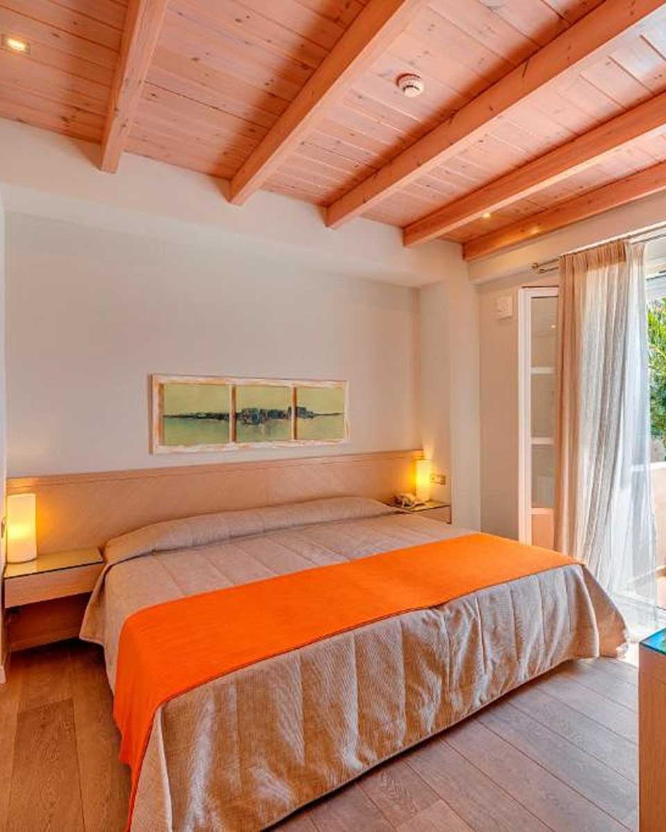 Nissaki Beach Hotel in Naxos Greece