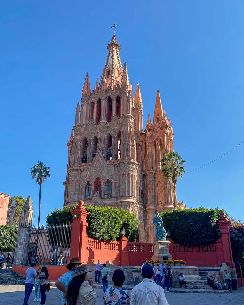 Parroquia de San Miguel Arc&aacute;ngel in San Miguel de Allende Mexico (2)