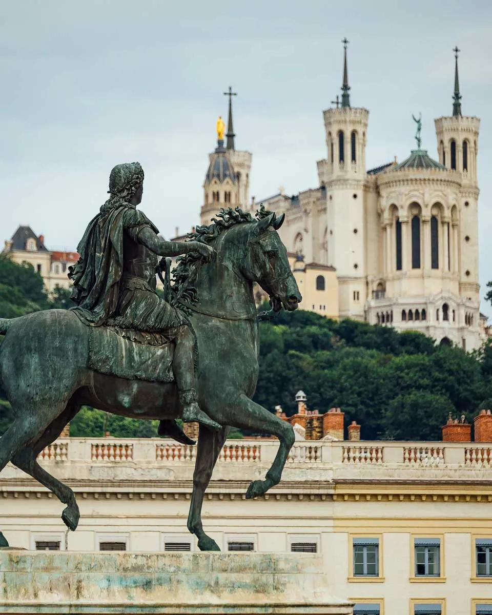 Place Bellecour in Lyon France (1)