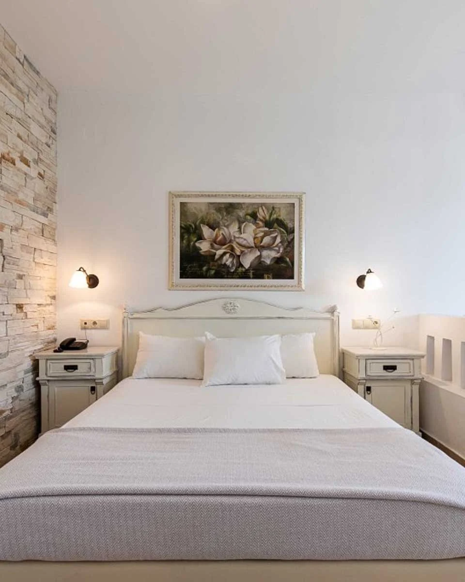 Plaza Beach Hotel in Naxos Greece