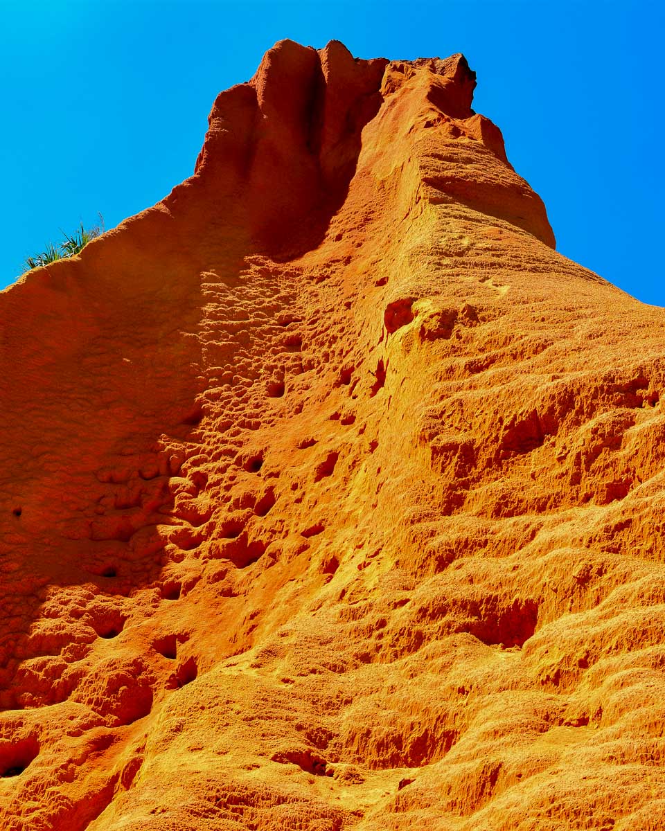 Red Canyon seen on the Great Beach Drive on a tour from Sunshine Coast Australia