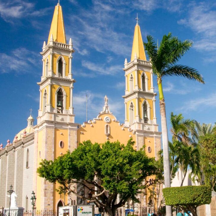 The Mazatlan Cathedral in Mazatlan Mexico (2)