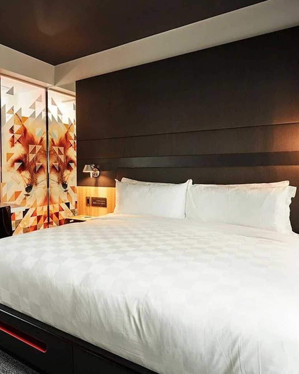 Alt Hotel Calgary East Village in Calgary Canada (2)