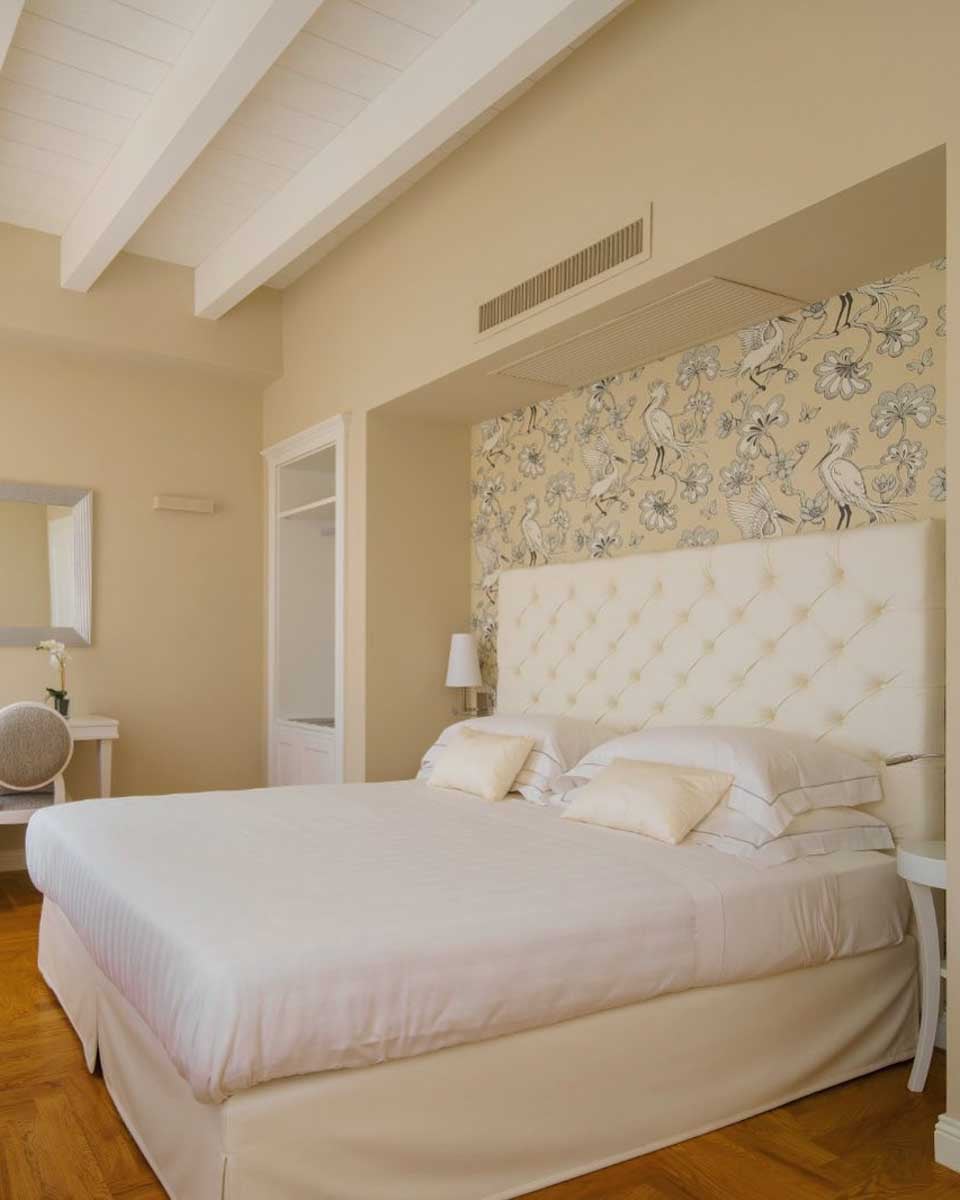 Boutique Hotel Carlo Felice in Cagliari Italy (2)