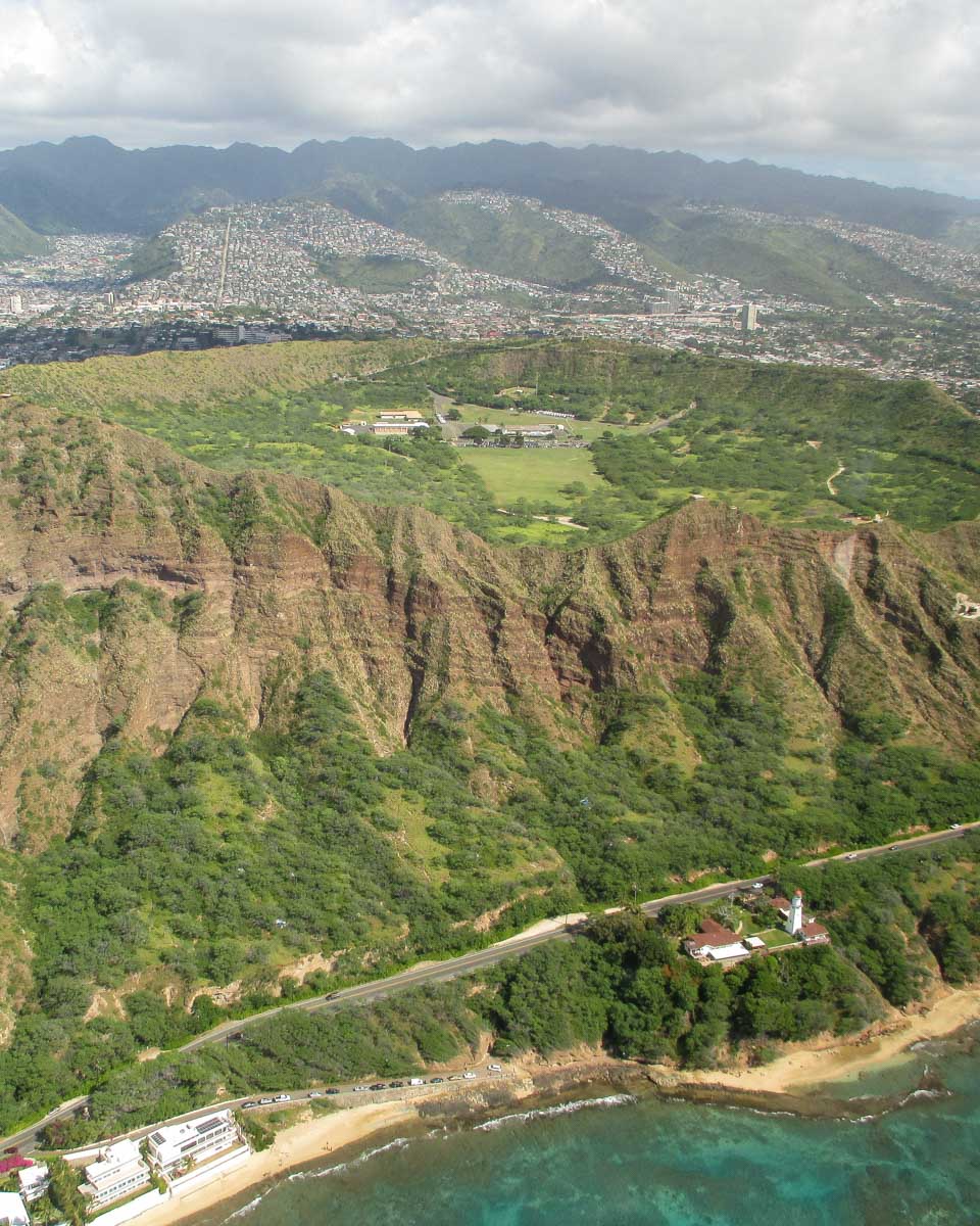 Diamond head crater seen froma helicopter in Waikiki Honolulu Hawaii (6)