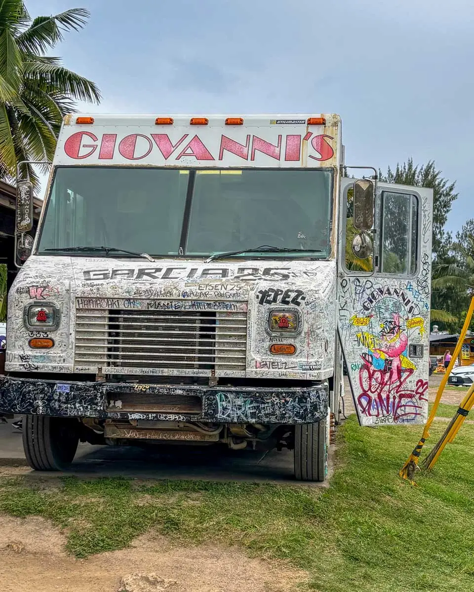 Giovannies food truck in Waikiki Honolulu Hawaii (33)