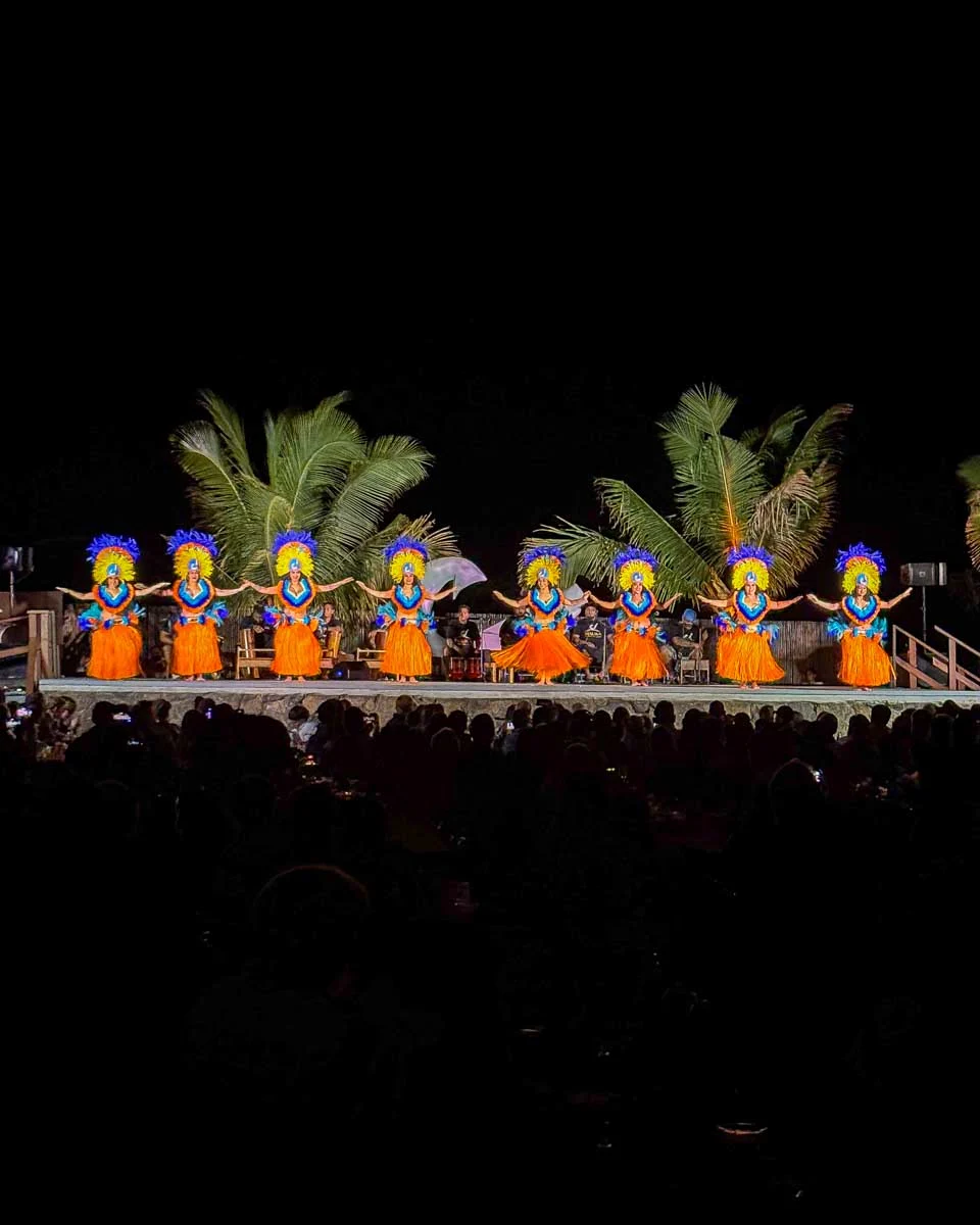 People perform and dance at a traditional luau on Oahu Hawaii USA (1)