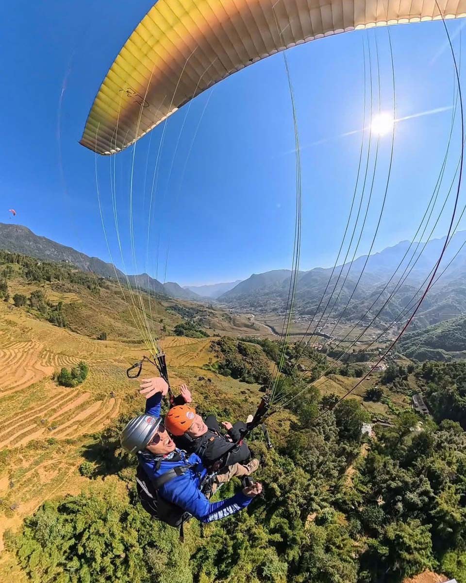 D&Ugrave; LƯỢN SAPA - Sapa Paragliding in Sapa Vietnam