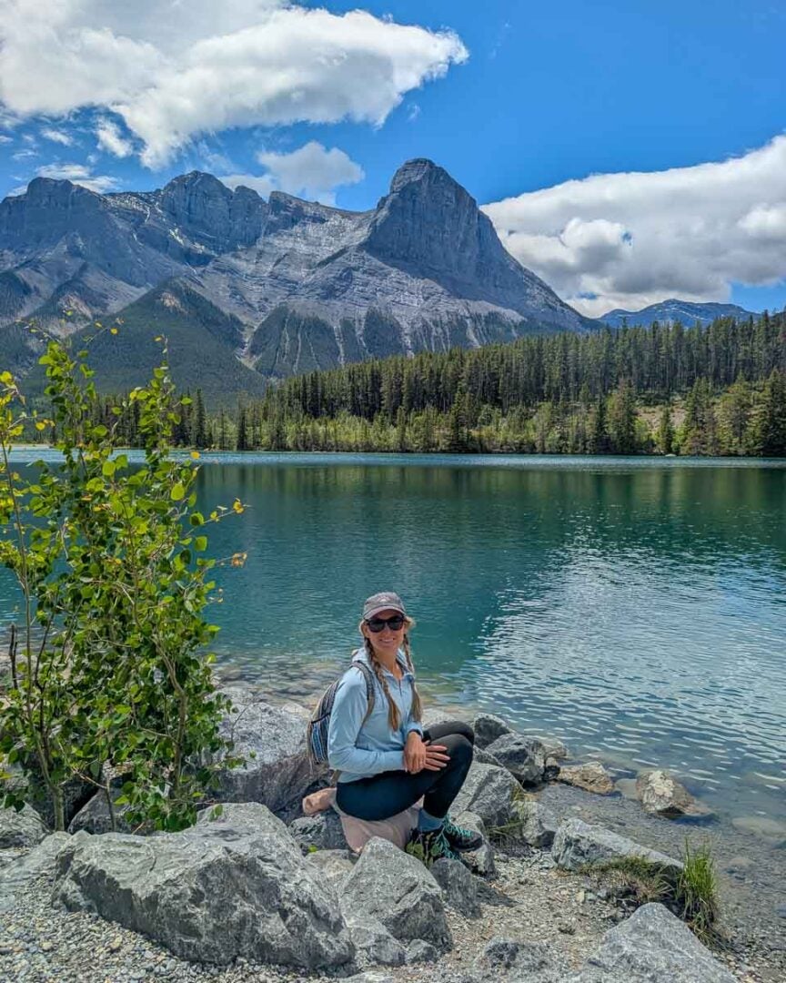 25 EASY Hikes in Canmore with Epic Views (for the whole family!)