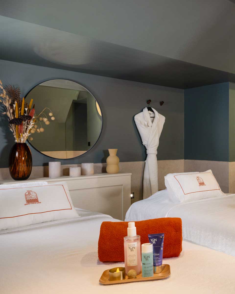 Hotel Grand Coeur Latin in Paris France