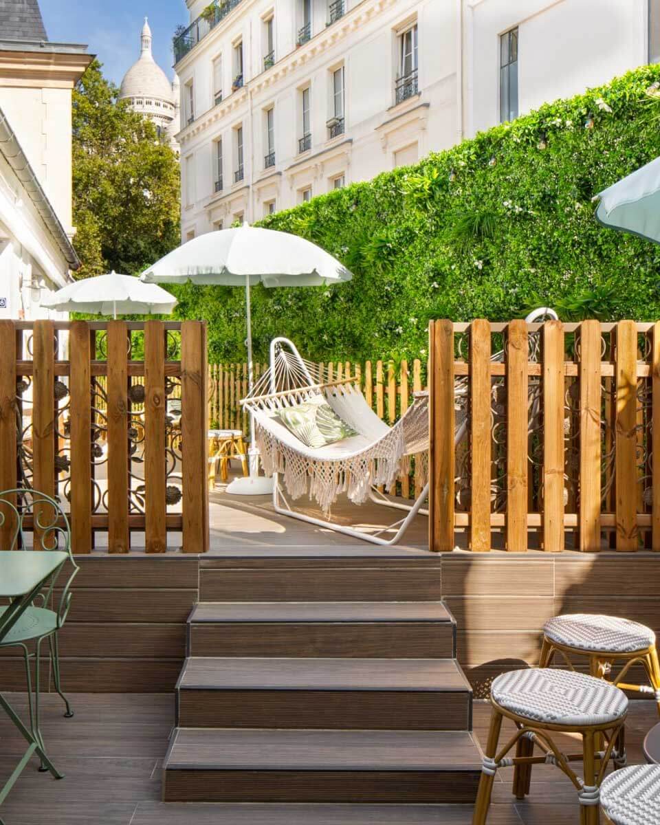 Le-Village-Montmartre-by-Hiphophostels-in-Paris-France-1