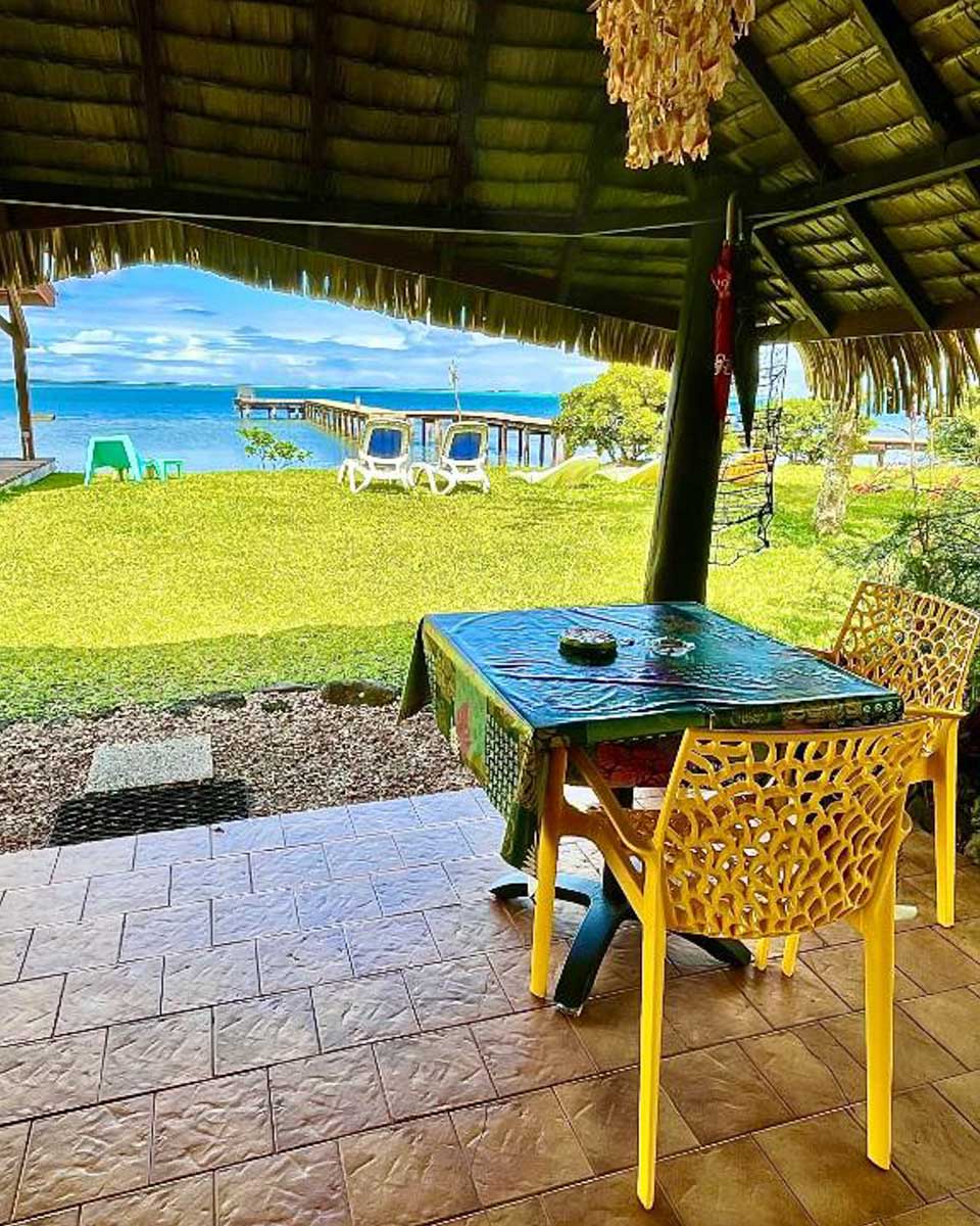 Linareva Moorea Beach Resort in Moorea, French Polynesia (2)