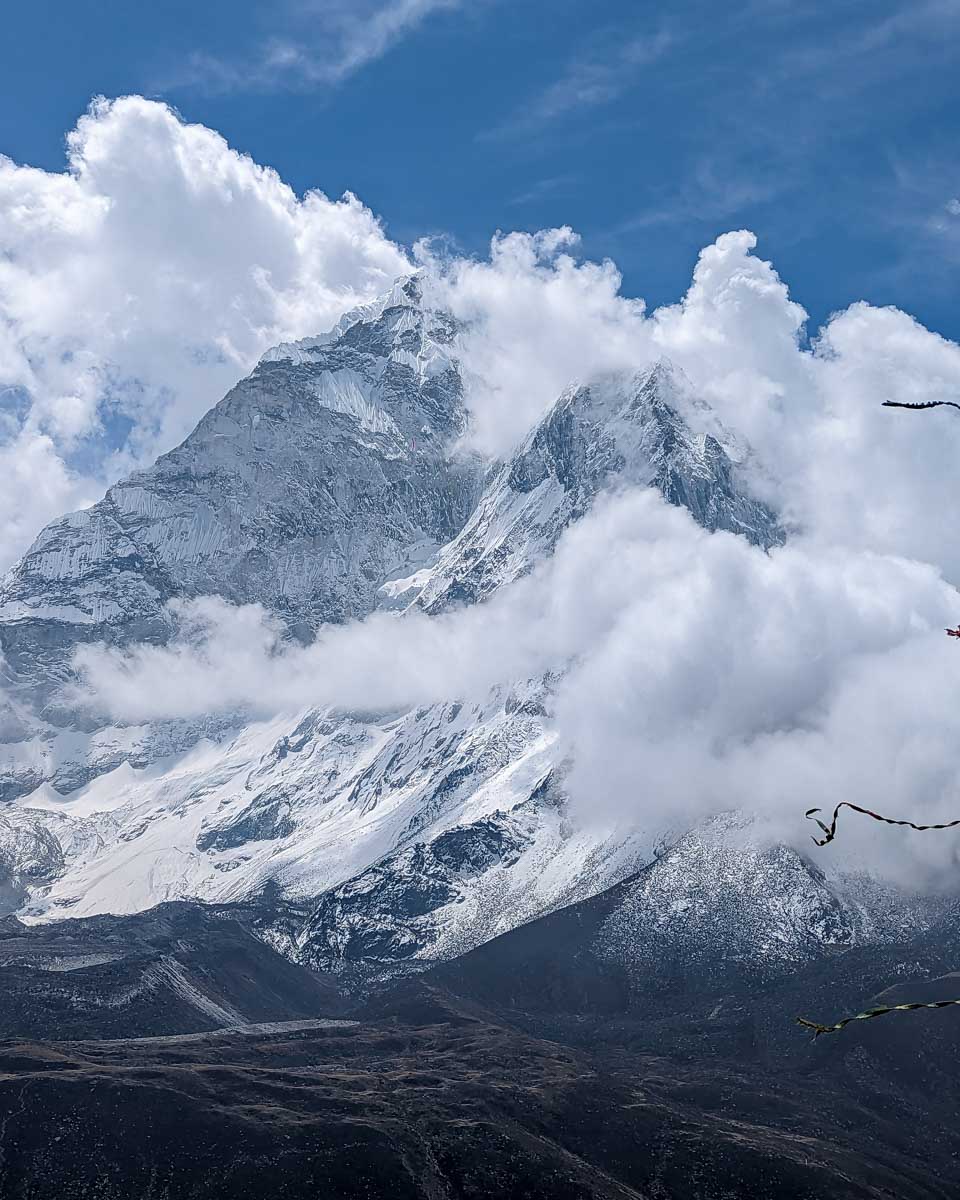 Mount Everest seen on a tour from Kathmandu Nepal (2)