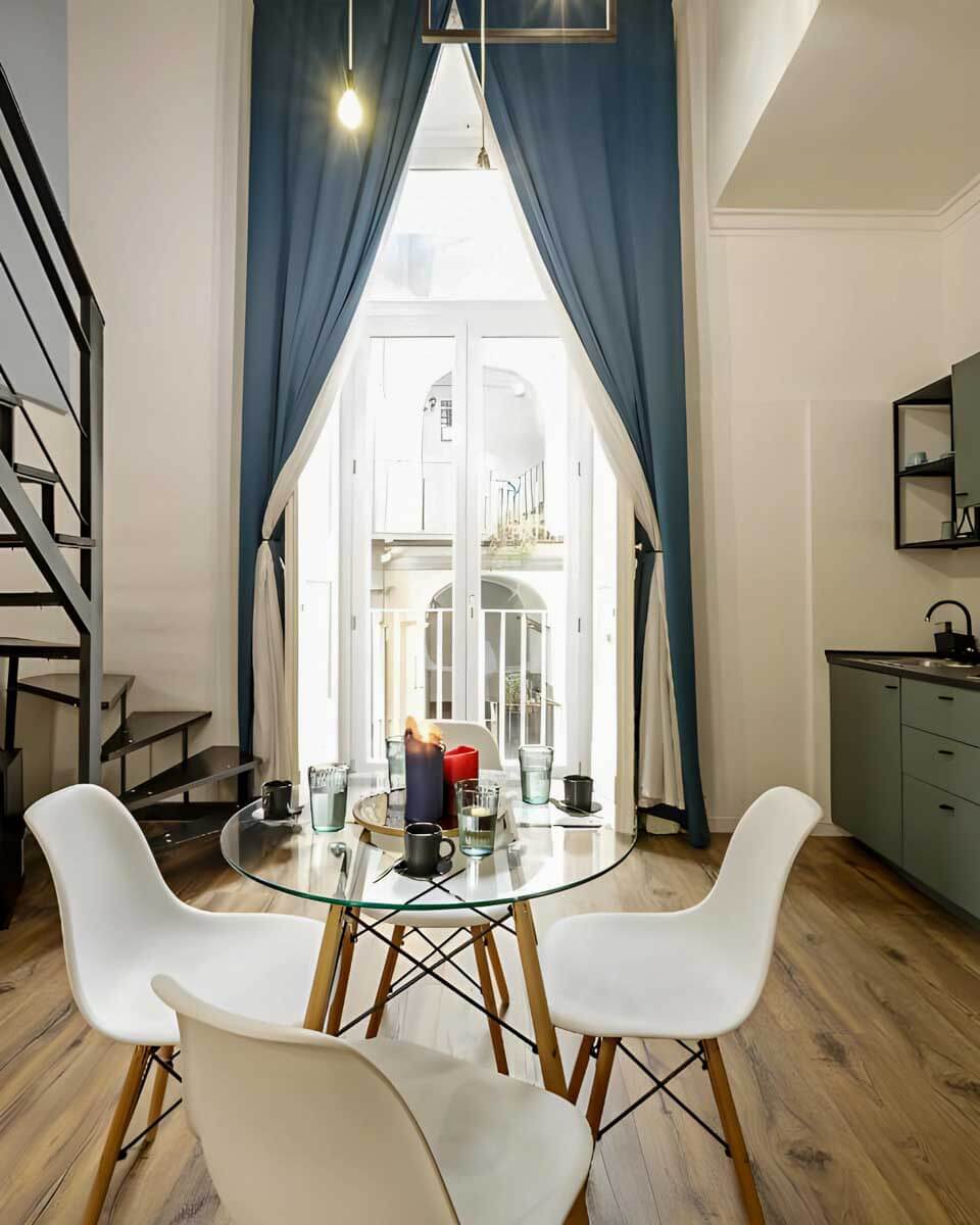 Palà Suites in Naples Italy (2)