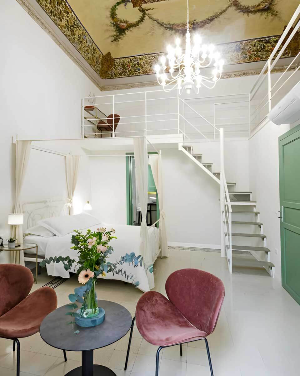 Palà Suites in Naples Italy (3)