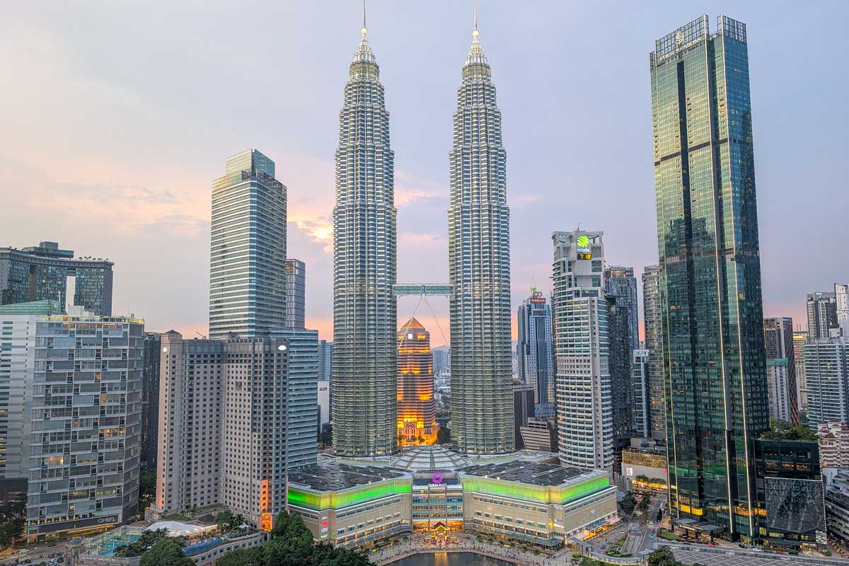 Petronas Towers seen from Skybar at Traders Hotel in Kuala Lumpur Malaysia (5)