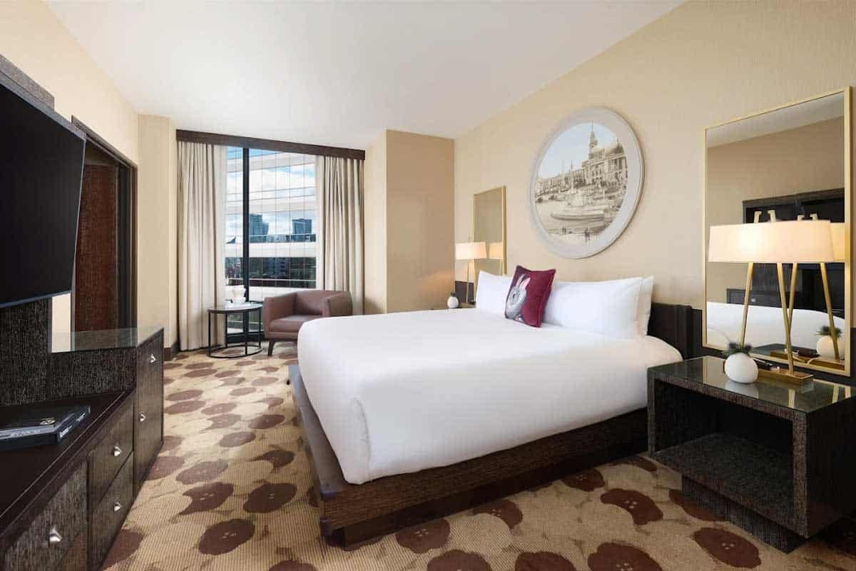 The Royal Sonesta Chicago River North in CHicago Illinois