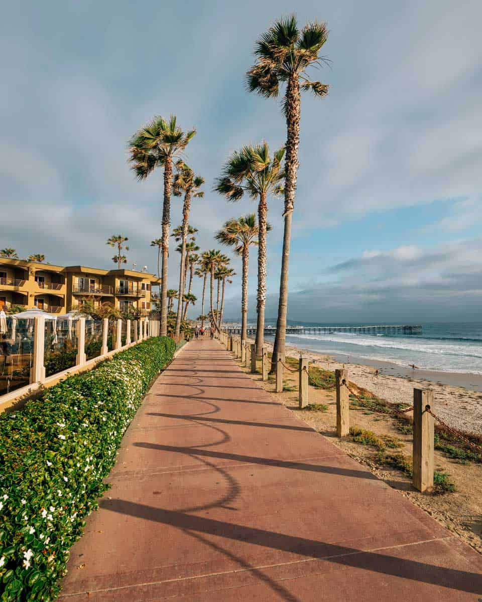 The boardwalk near Pacific Beach and Mission Bay in San Diego California (1)
