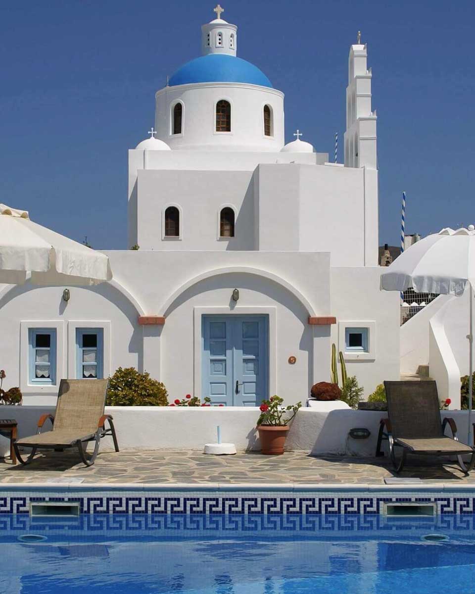 Aethrio Sunset Village in Oia Santorini 1
