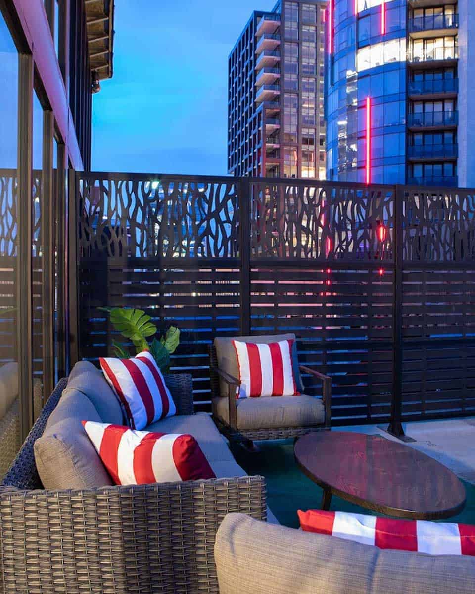 Cameo Hotel and Suites in Halifax Nova Scotia (1)
