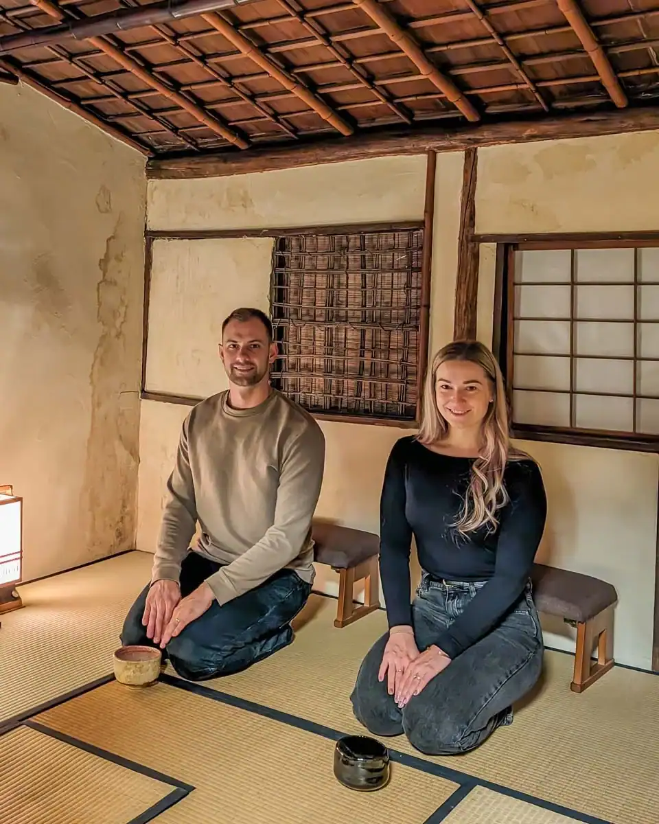 Daniel-and-Bailey-take-a-photo-at-a-ryokan-in-Nara-Japan