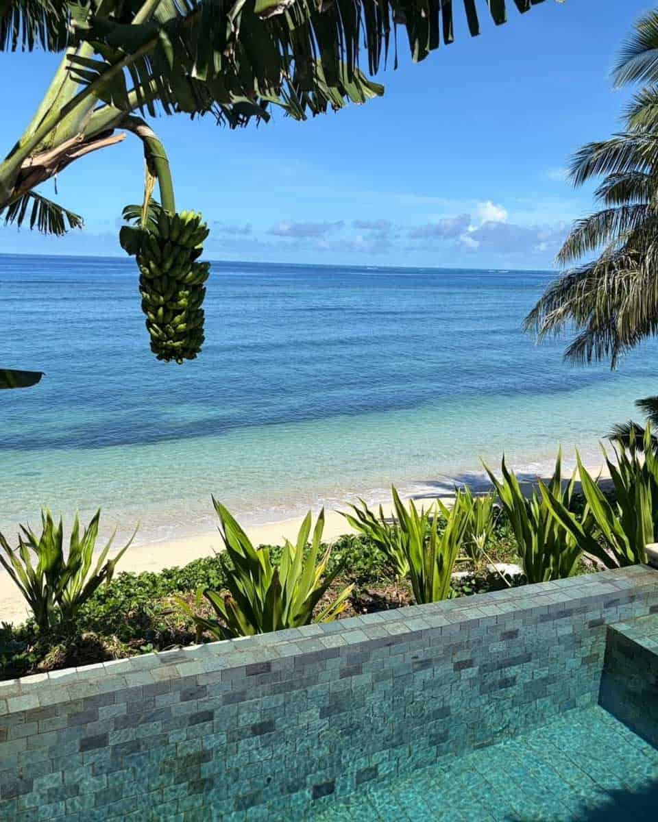 Infinity pool at the Tokoriki Island Resort Fiji