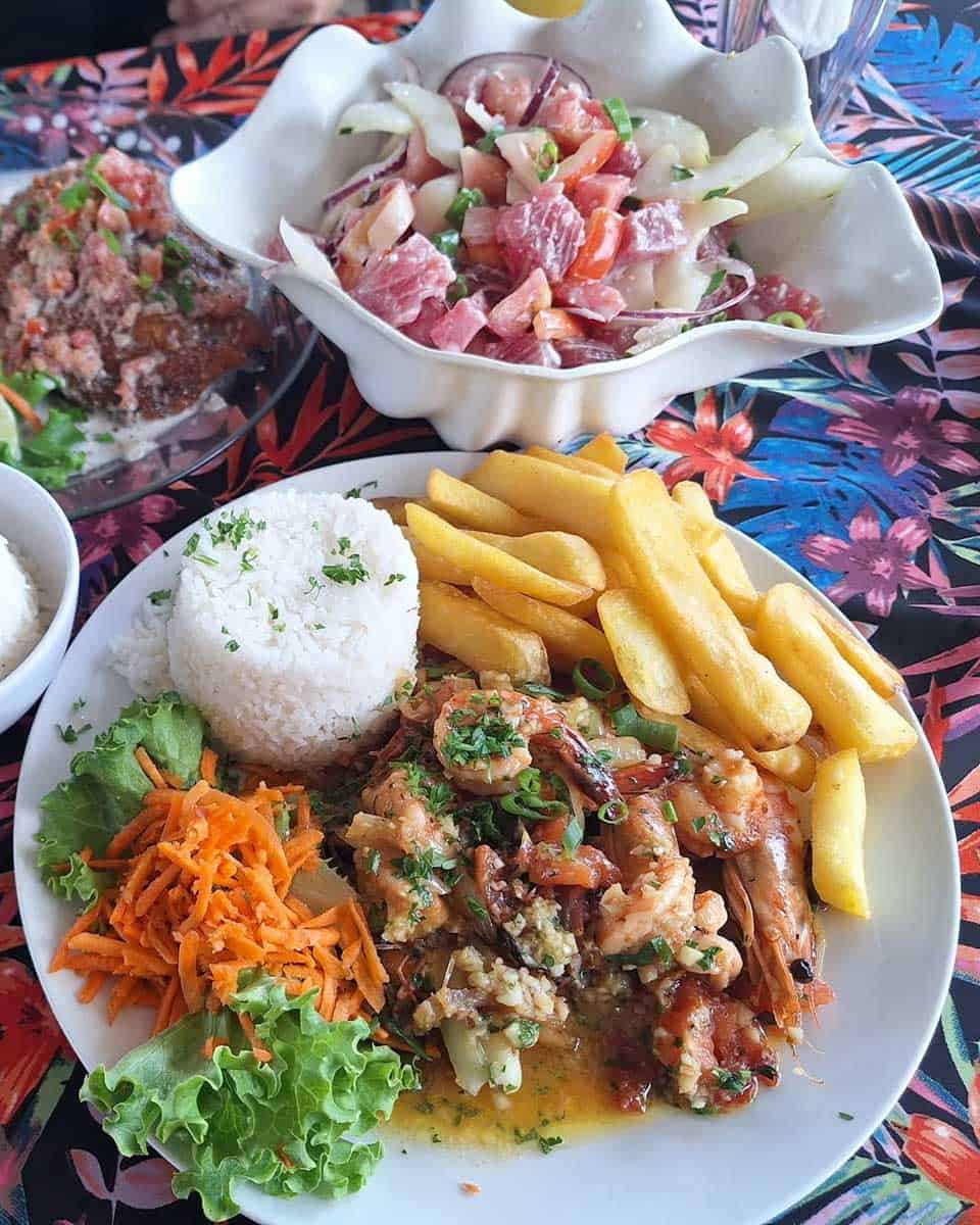 Snack Mahana - Moorea Papetoai in Moorea 1