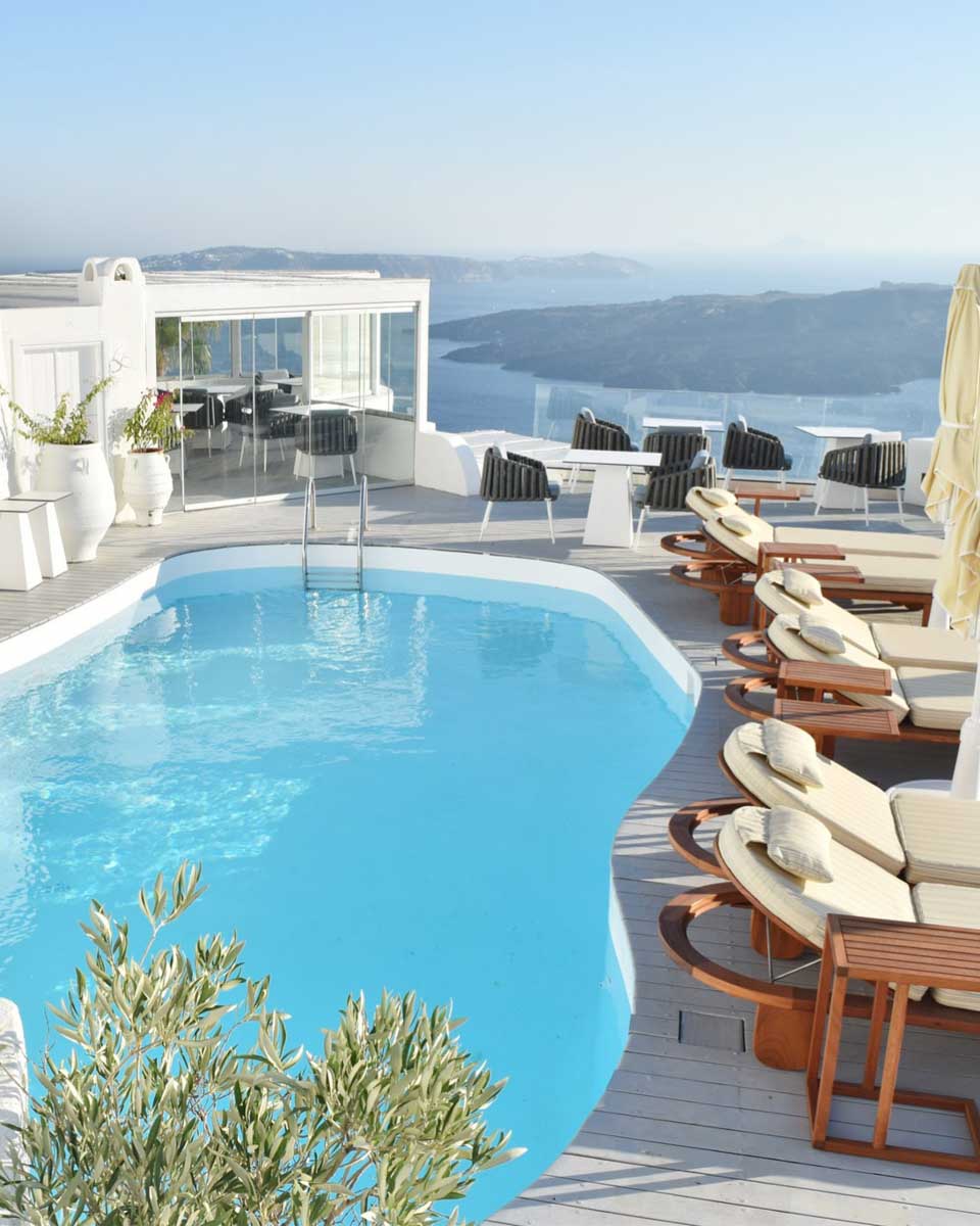 Sun Rocks Boutique Hotel in Santorini Greece 1