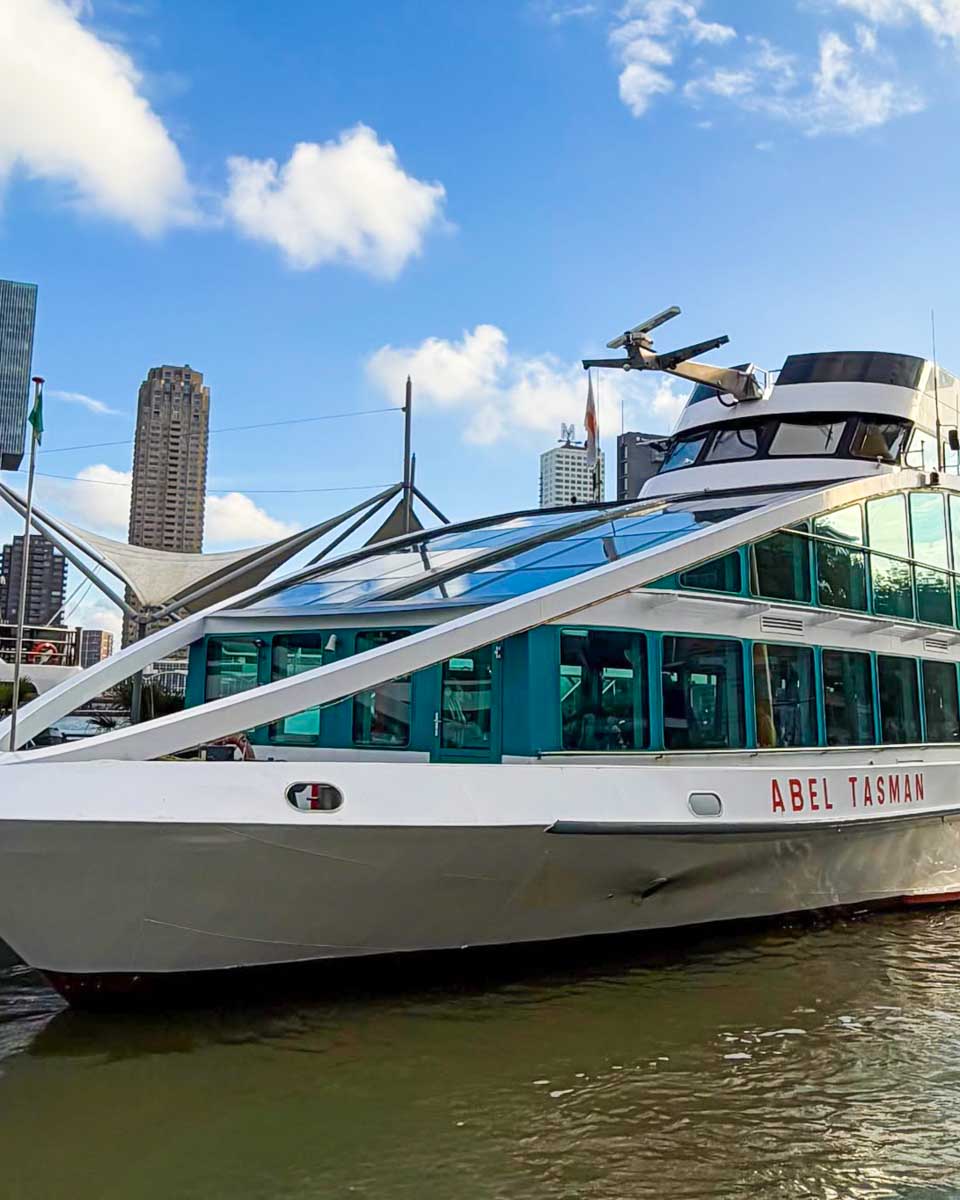A boat cruise with Koninklijke Spido in Rotterdam