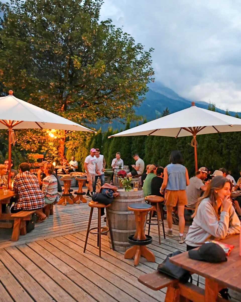 Avocado Bar Gridelwald, in Grindelwald Switzerland (2)