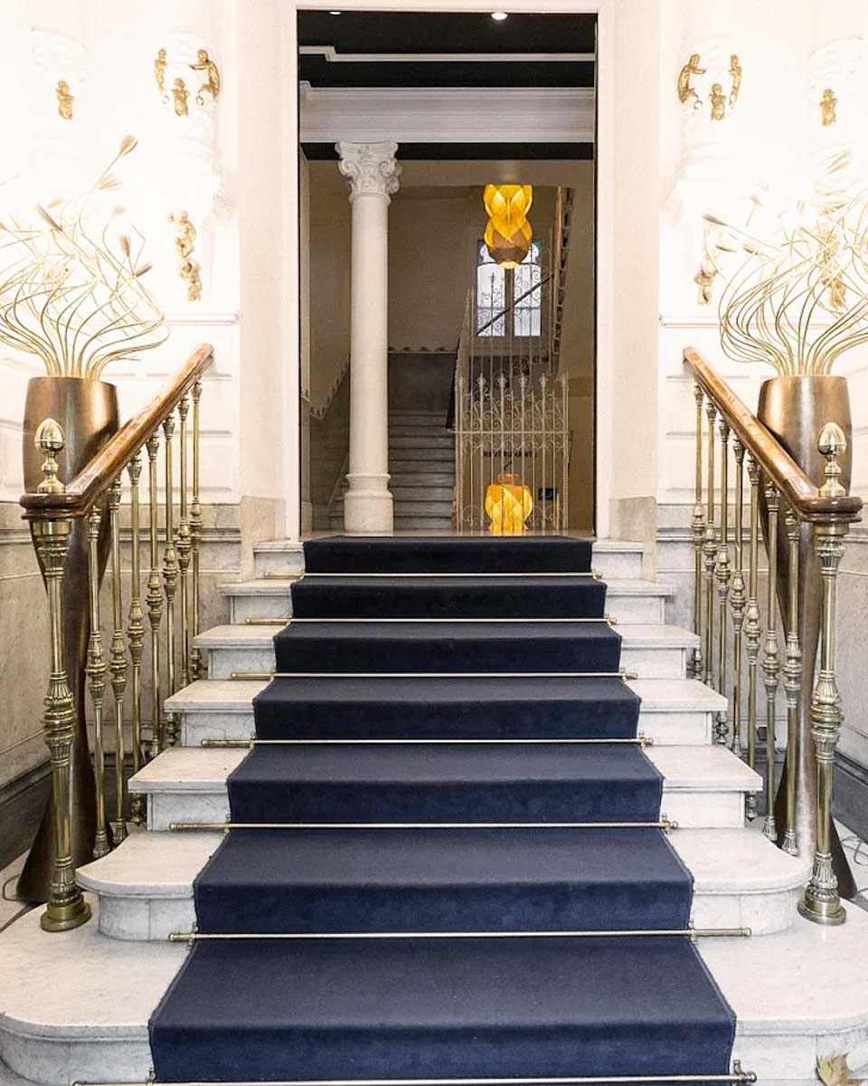 Entry way to Petit Palace Lealtad Plaza in Madrid
