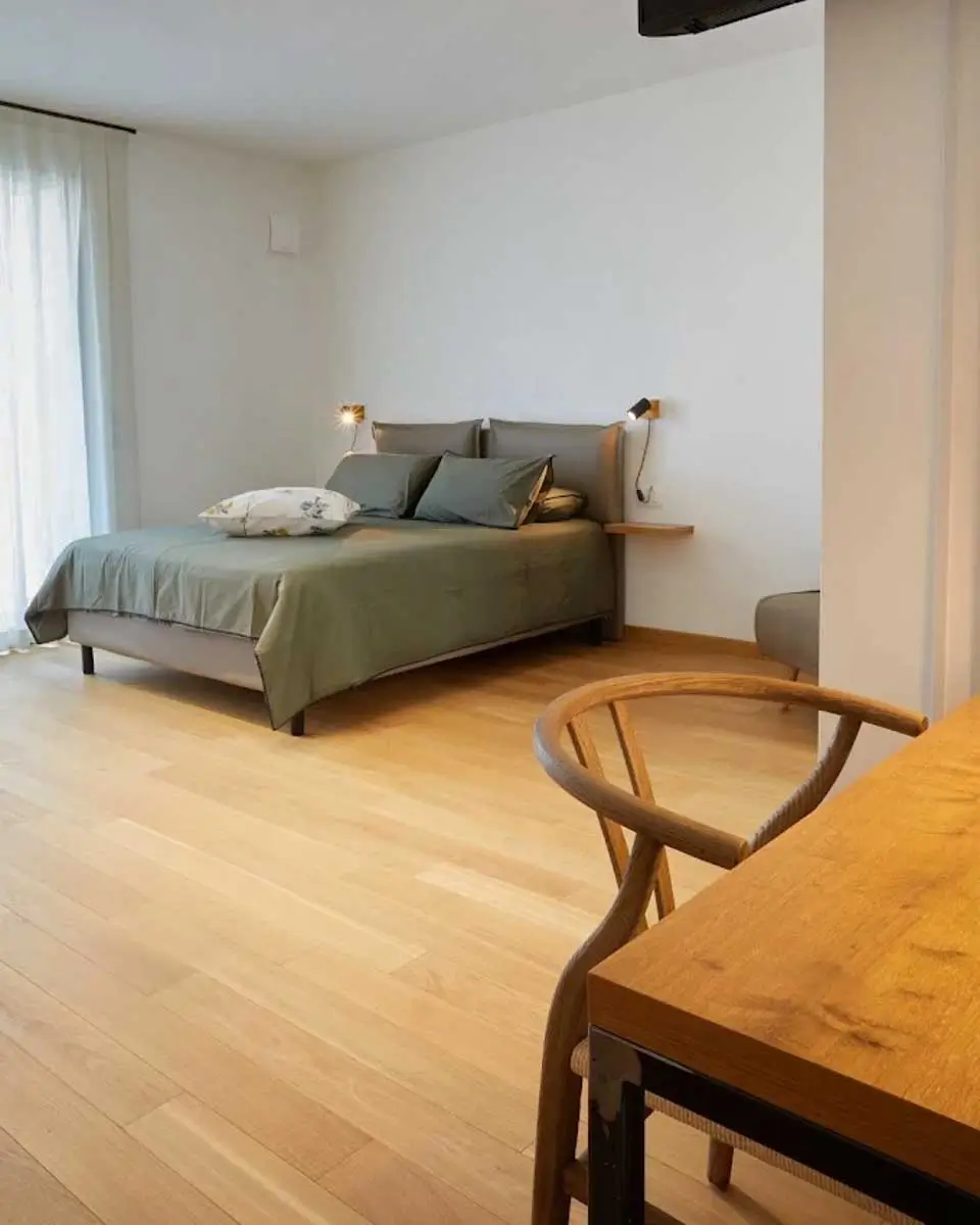 Glass House - Smart Rooms & Parking in Lecce Italy