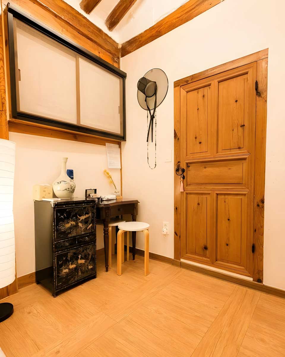 HAEMIL-Hanok-in-Seoul-South-Korea-2 (1)