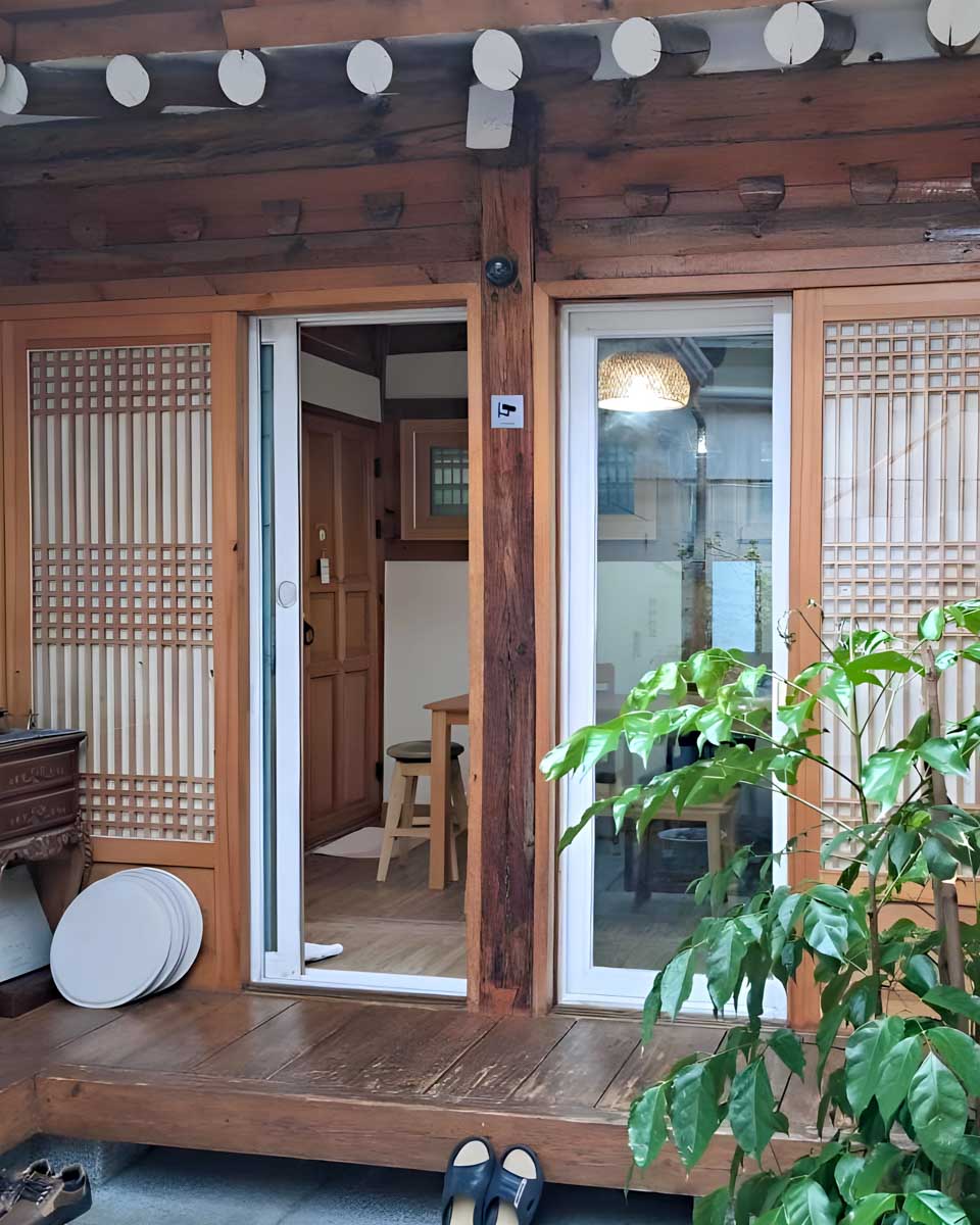 Hanok Guesthouse Nuha in Seoul South Korea (2)