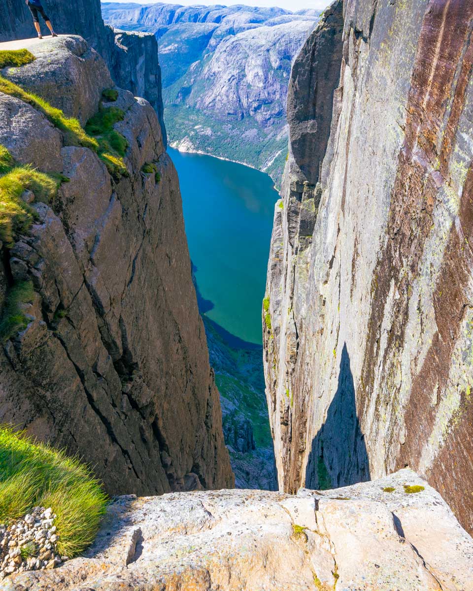 Kjerag seen on a tour from Stavanger Norway (1)