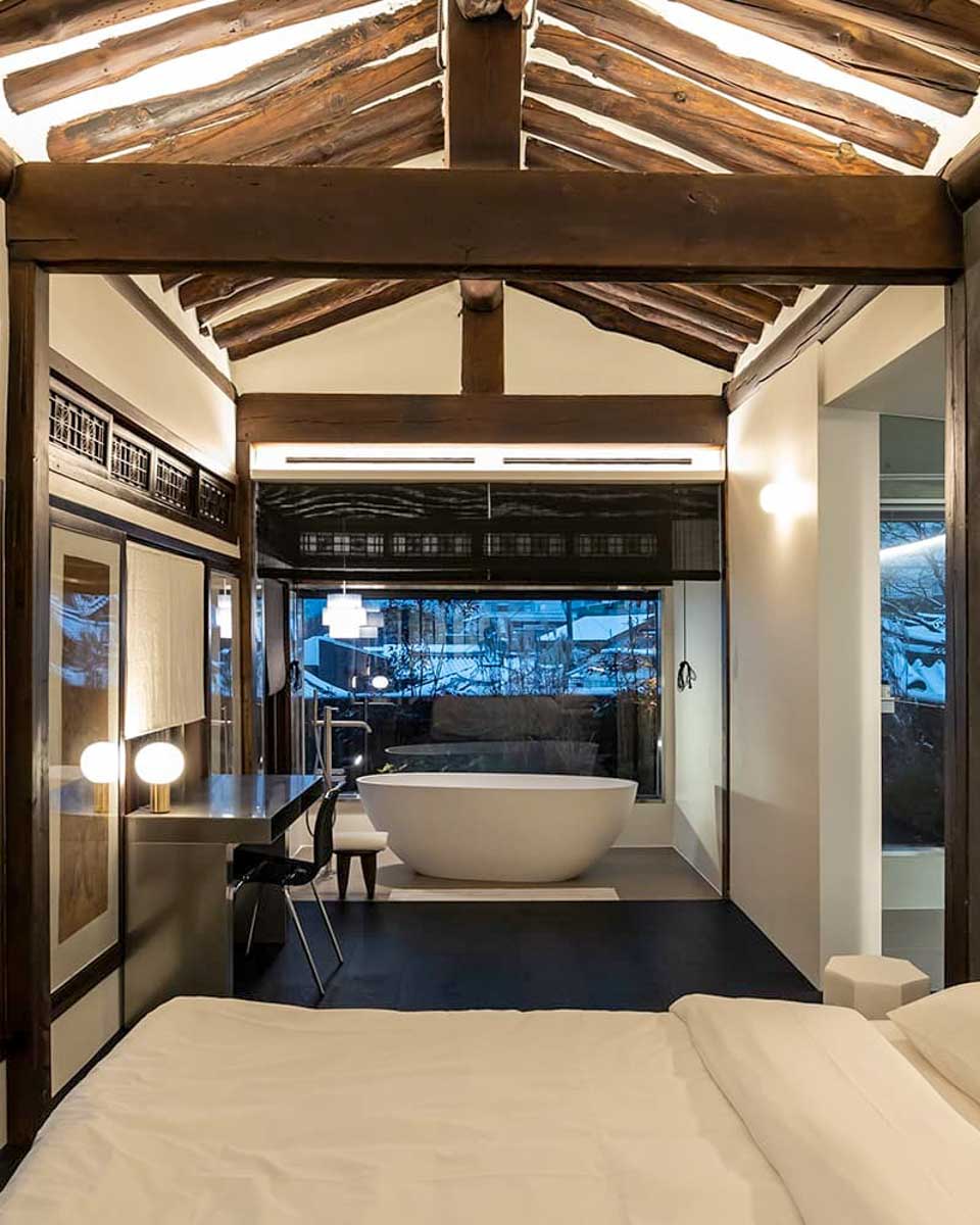 Nostalgia Hanok Hotel in Seoul, South Korea (2)