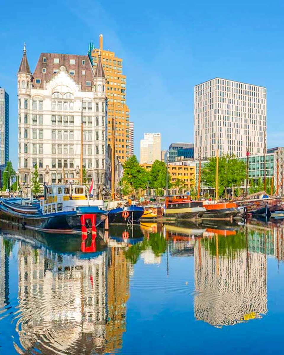 Rotterdam-cityscape-skyline-in-Rotterdam-Netherlands