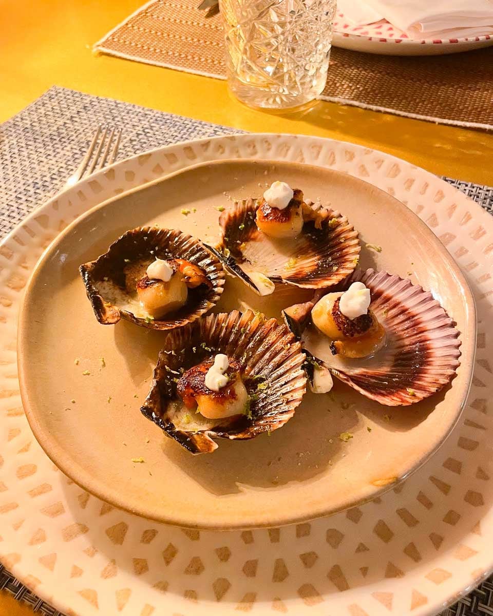 Scallops eaten at Bodega de los Secretos in Madrid