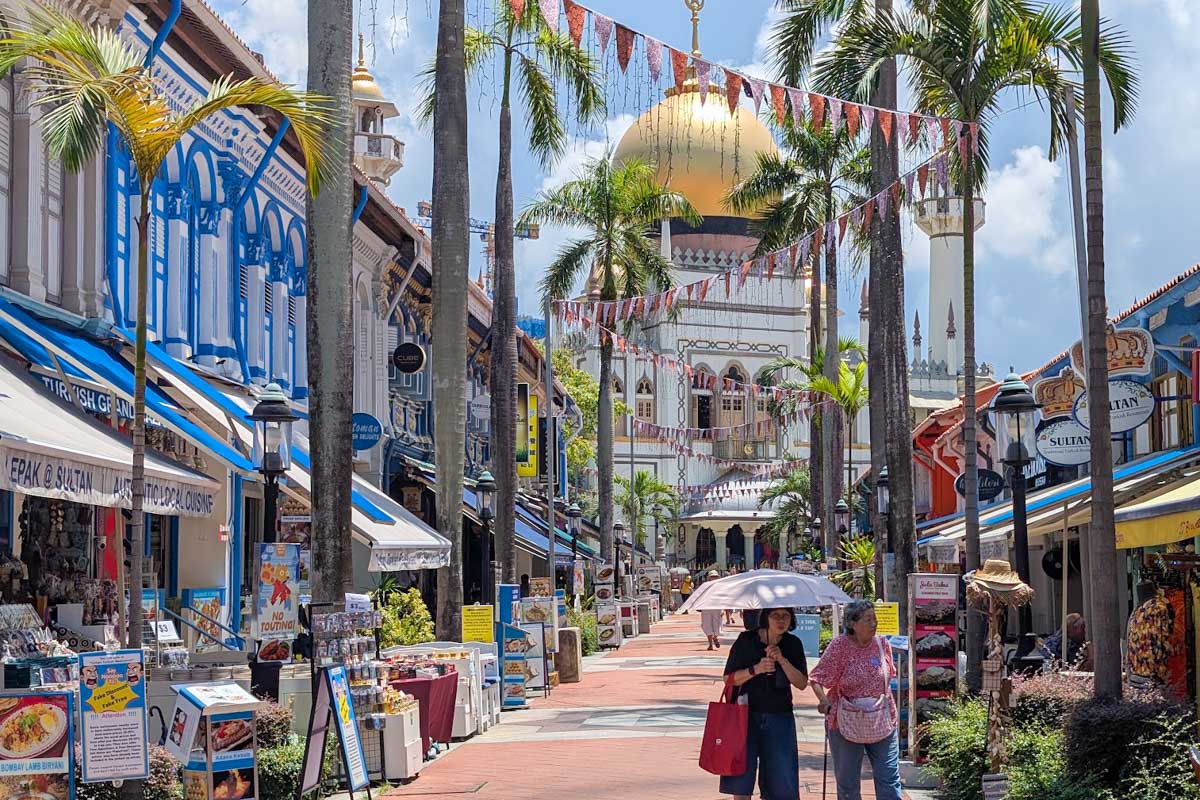 A street view leading toward Sultan Mosque in Singapore