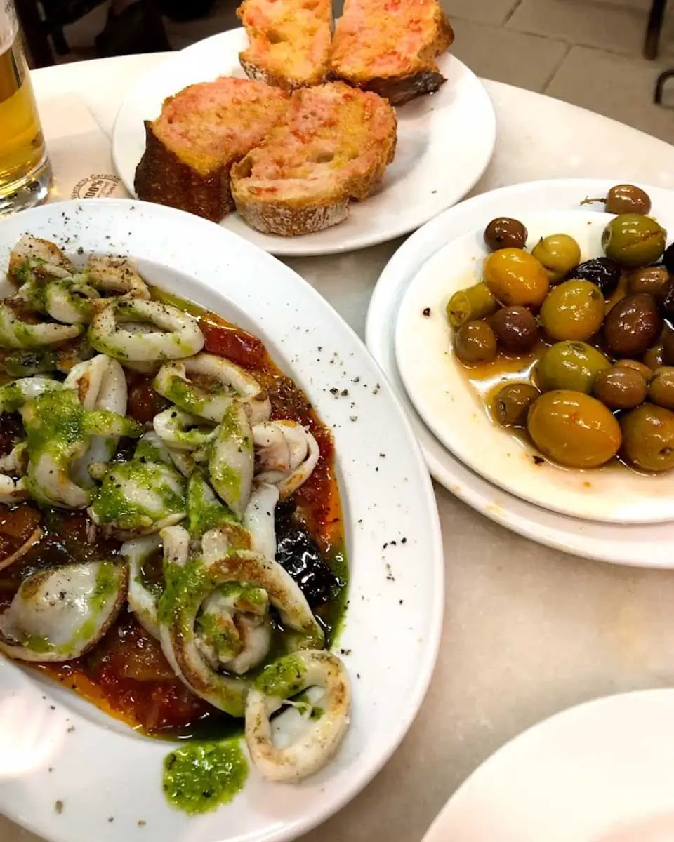 Tapas-eaten-for-dinner-in-Cadiz-Spain
