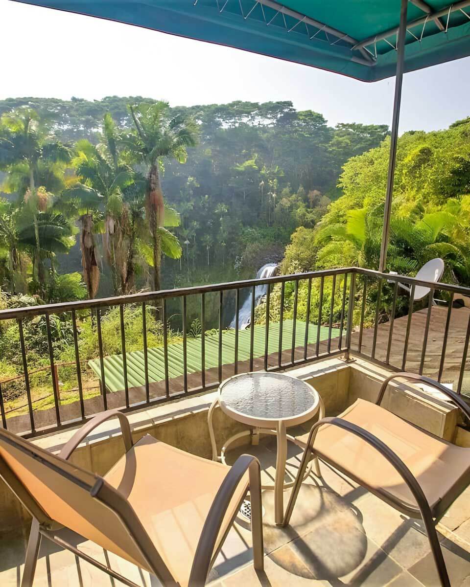 The Inn at Kulaniapia Falls on Big Island Hawaii (1)