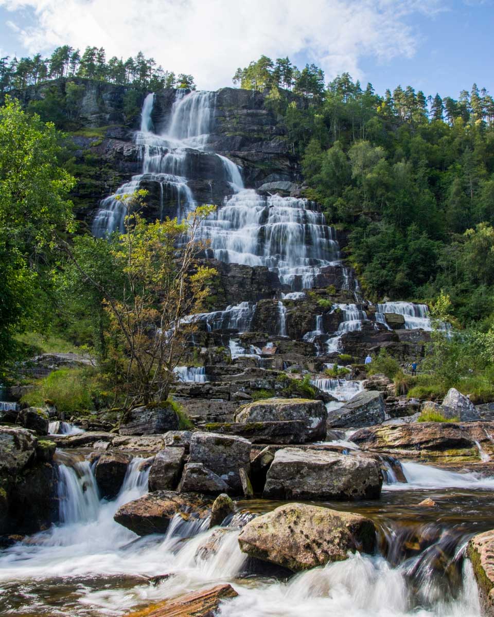 Tvindefossen waterfall seen on a tour from Bergen Noray