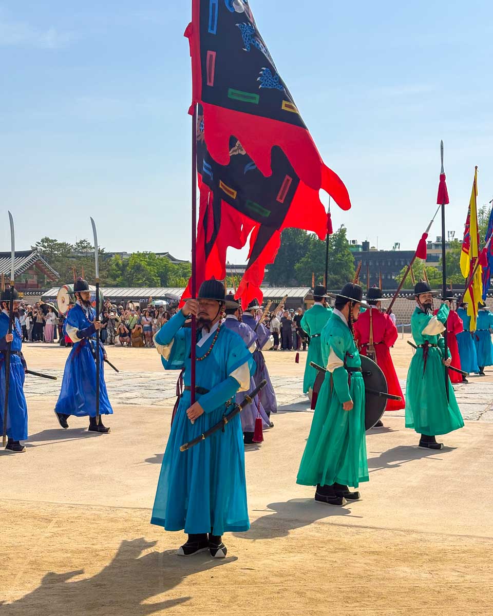 Watching the changing of the guard at Gyeongbokgung Palace in Seoul, South Korea (1)